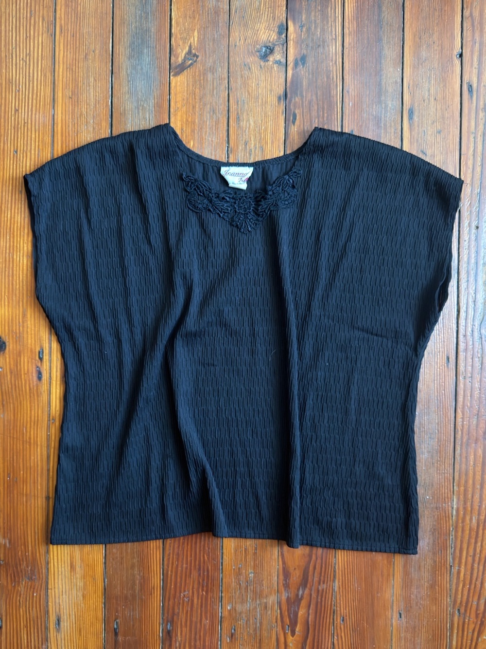 Vintage 90s Joanna Plus lace trim sleeveless blouse top